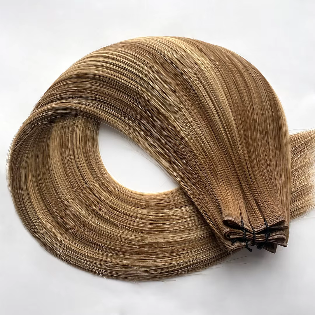 Des Extensions de Cheveux de Trame Sans Couture : La Bande Invisible à Double Tirage